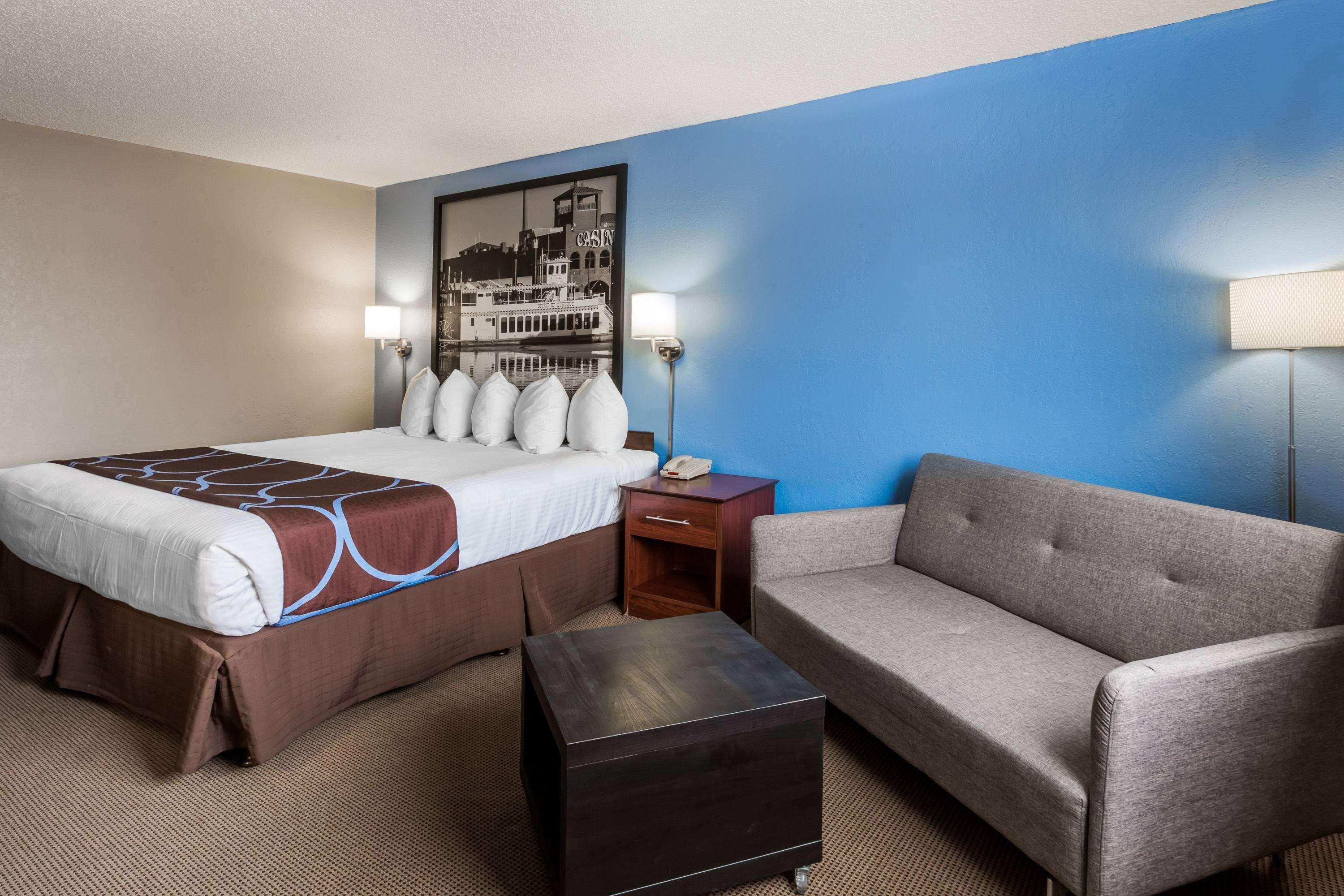 ซูเปอร์ 8 บาย วินด์แฮม ดูบิวก์/กาเลนา แอเรีย Motel Dubuque ภายนอก รูปภาพ