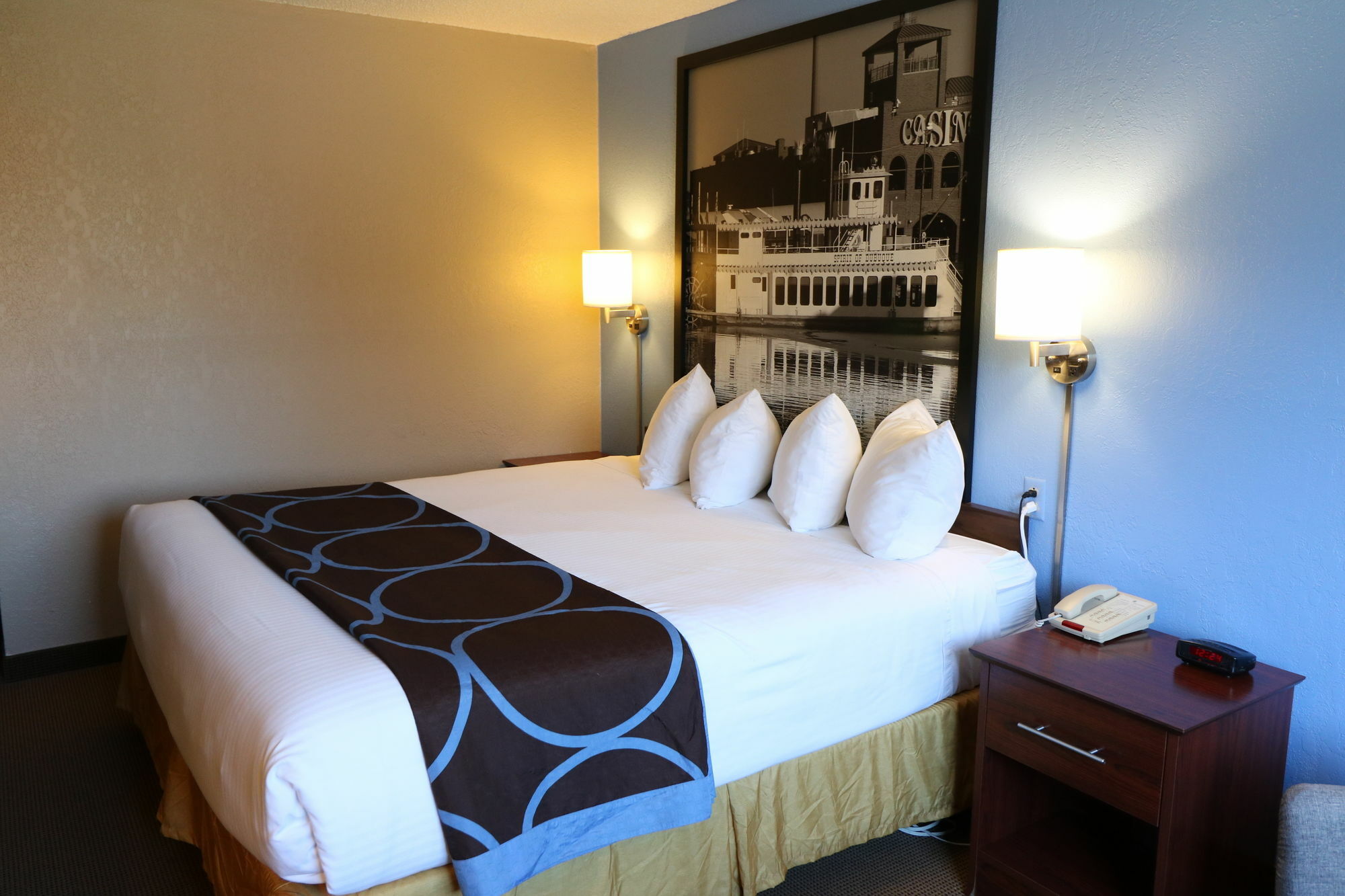 ซูเปอร์ 8 บาย วินด์แฮม ดูบิวก์/กาเลนา แอเรีย Motel Dubuque ภายนอก รูปภาพ